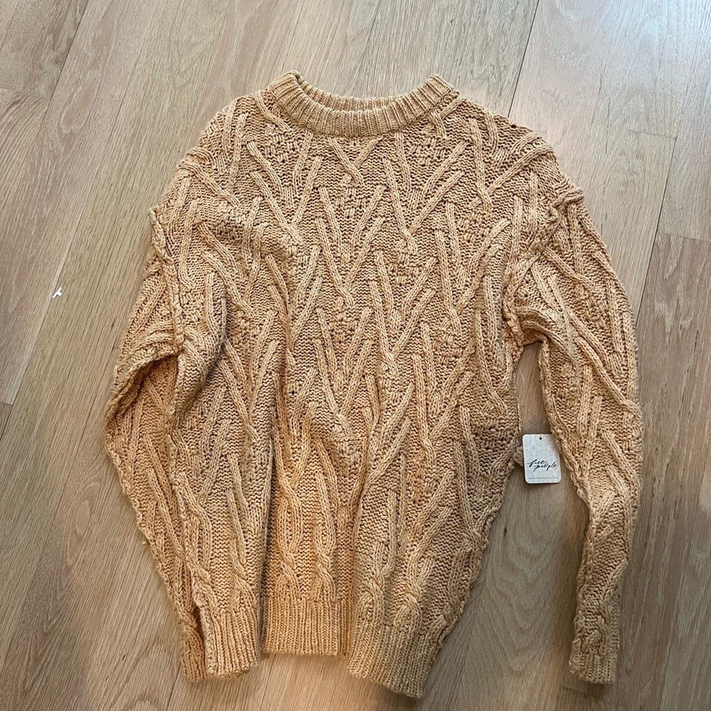 Free people never worn sweater